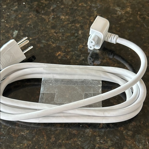 Apple White Power Cable - Picture 1 of 1